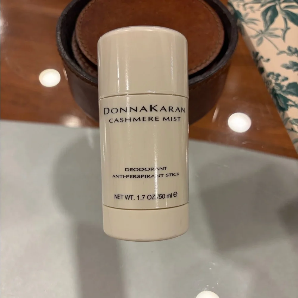 Donna Karan cashmere mist deodorant antiperspirant brand new sealed 1.7 oz - Picture 1 of 4